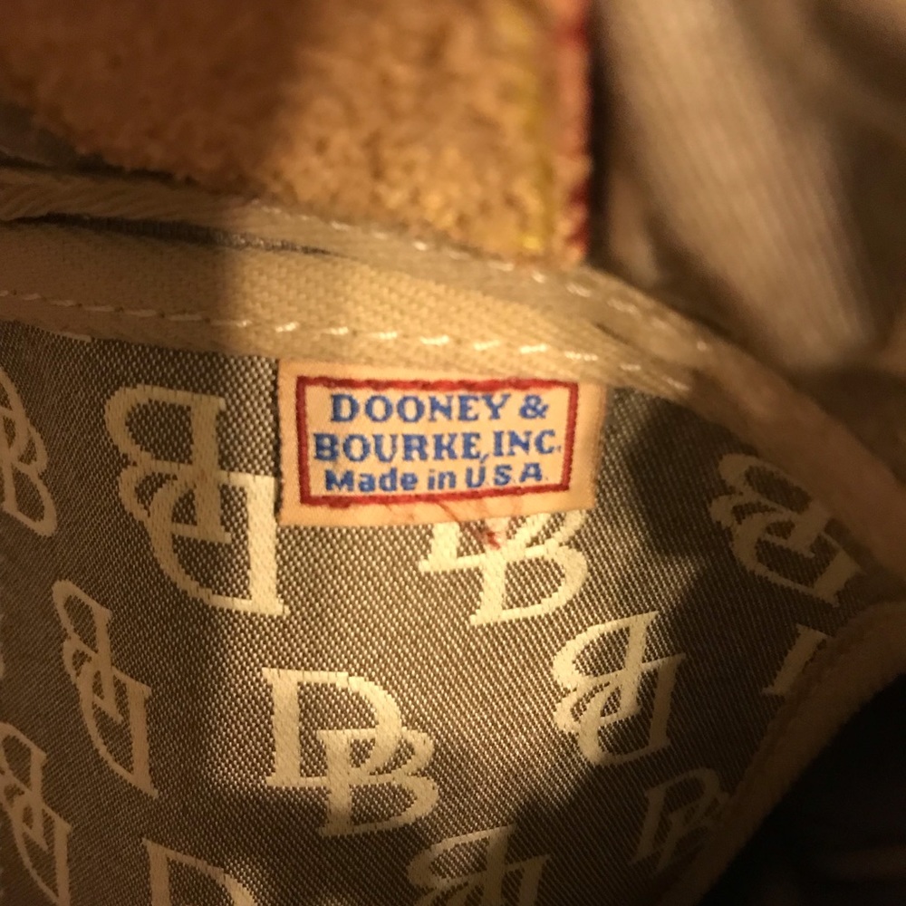 Dooney & Bourke - Picture 4 of 7